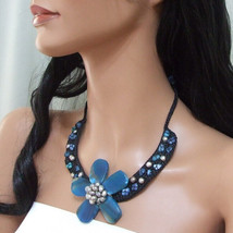 Sweet Floral Motif Blue Agate &amp; Pearls Cotton Necklace - £12.45 GBP
