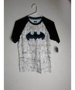 Batman Graphic Tee Boys Size XL(14/16) NEW - $274.75 MXN