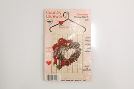 Vintage Christmas Heart Wreath Cross Stitch Kit New - $2.99