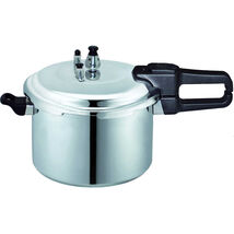 Brentwood Aluminum 7.0L Pressure Cooker in Silver - $74.23