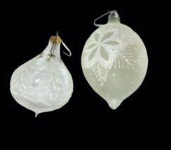 Vtg lot Frosted Glass Teardrop Christmas Ornament Glitter snowflake tree 2 piece - £11.07 GBP