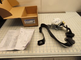 Ford JL1Z-78611B69-FN Seat Belt Retractor Assembly - $87.06