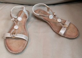 Sz 9 Patrizia Spring Step Soft Gold Charmer Sandals T-Strap Crystal Stra... - $26.00