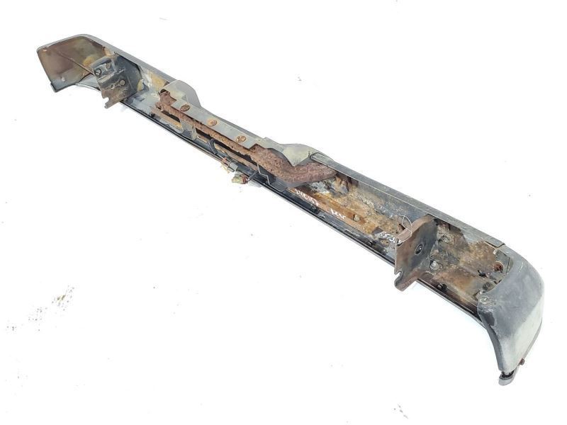 1987 1988 1989 Nissan Pathfinder OEM Rear Bumper Needs Paint Item image 9