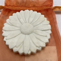 Gianna Rose Atelier Soap Daisy Shaped Mango Passion Fruit Lotus Flower 1.75 oz - £18.00 GBP