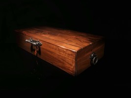 Hacienda Humidor by Brizard and Co Made in USA Measures 26.5 " L X 11.5" X 5.5" image 4