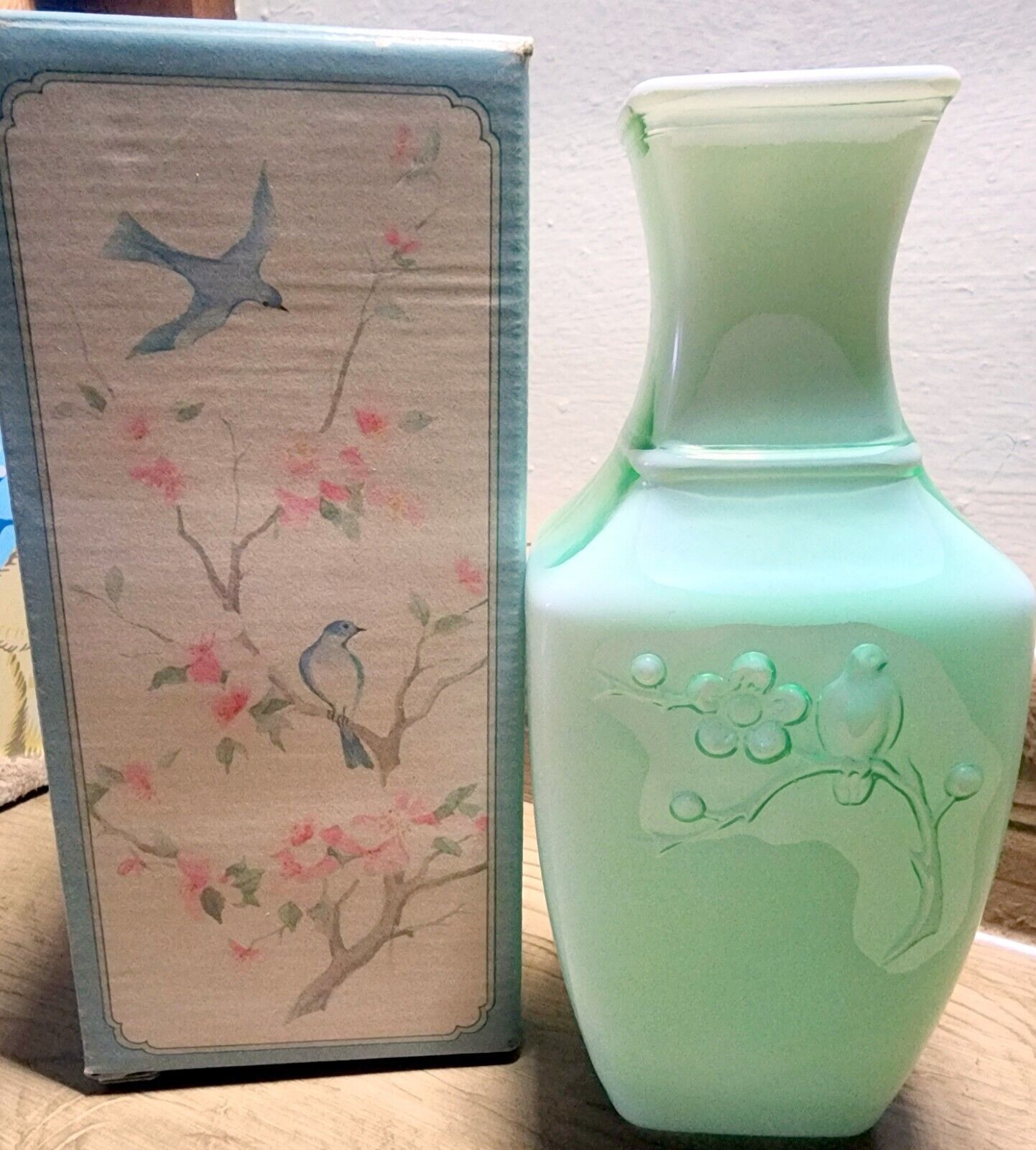 Vintage Avon Spring Dynasty Celadon Green Glass Fragranced Vase Bird Floral 1982 - $15.29