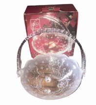 Mikasa Silent Night Embossed Chrismas Basket - £9.40 GBP