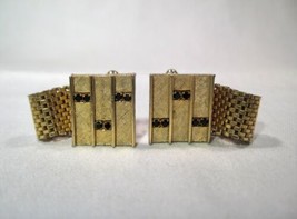 Vintage Men&#39;s Gold Tone Mesh Cufflinks K335 - £38.17 GBP