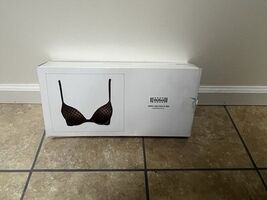 Wolford Sheer Logo Push Up Bra 36E  - $722.78 MXN