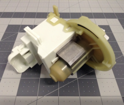 Bosch Dishwasher Drain Pump 00642239 -TESTED- - $48.53 CAD