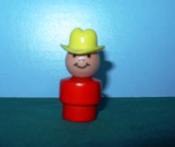 VINTAGE FISHER PRICE LITTLE PEOPLE #192 ALL WOOD RED COWBOY! - £7.84 GBP