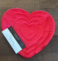 Nicole Miller Valentines  Set Of 4 Quilted Heart Shaped Placemats New Red Velvet - £27.96 GBP