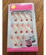 Wilton Icing Decorations NET WT/PESO NETO/ Poids NET 0.49 OZ Ships N 24h - $18.85 CAD