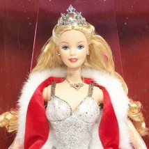Vintage Holiday Celebration Barbie 2001 Princess Long Blonde Hair Silver NOS - £23.70 GBP