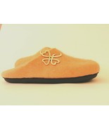 US 8.5 Wool slippers for women * Handmade house shoes * wood decorations - £29.81 GBP