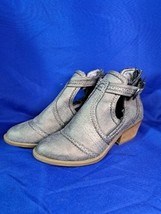 Gimmicks Women Faux Leather Ankle Boots Size 6m Western Buckle Block Heel - $37.39