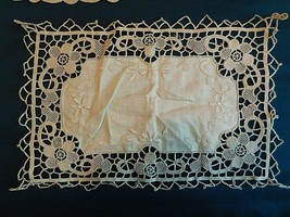VINTAGE Three (3) Hand Worked Crochet Lace Table Mats Doilies Beige Estate Find - £23.94 GBP