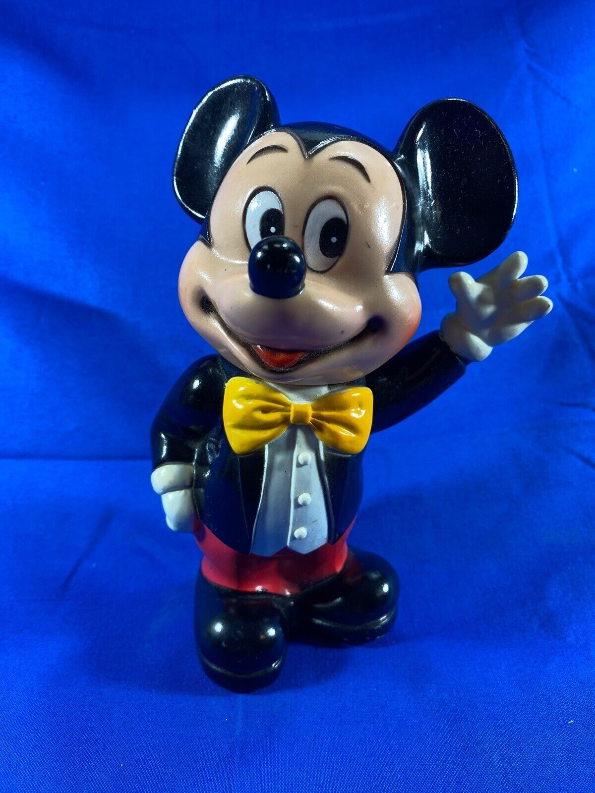 Vintage Used Mickey Mouse Hard Plastic Coin Bank Walt Disney Productions - £8.95 GBP