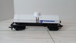 HO Scale &quot;Cyanamid&quot; Single Dome Oil Tanker Freight Train Car / #1 - $12.86