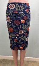 LuLaRoe Navy Blue Floral Print Cassie Stretch Pencil Skirt Size XS - $9.89