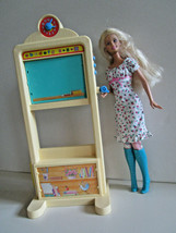 Teacher Barbie Talking Chalkboard Words & Sounds School Furniture Works! - £9.50 GBP