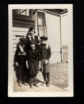 SNAPSHOT from ALBUM * COLUMBUS NEBRASKA group Siblings out side house - $7.95