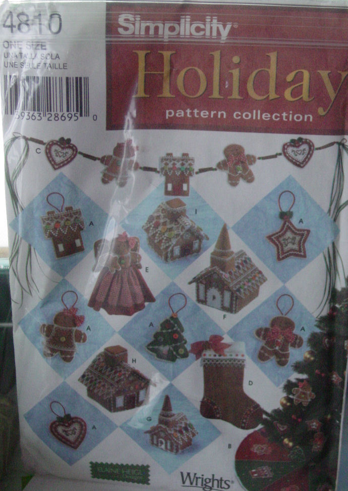 Pattern 4810 Christmas Ornaments & Tree Skirt  - $5.69