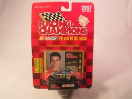 *New* RACING CHAMPIONS 1:64 Scale Car #24 JEFF GORDON 1997 [Z165e] - £1.88 GBP