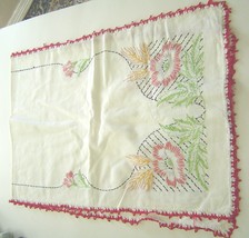 Vtg Hand Embroidered Floral Dresser Scarf Table Runner Crochet Red Edging  - £11.95 GBP