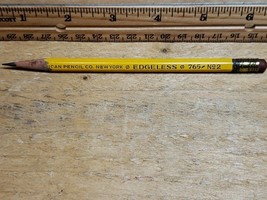 Vintage American Pencil Co New York EDGELESS 765 No 2 Pencil - $15.10