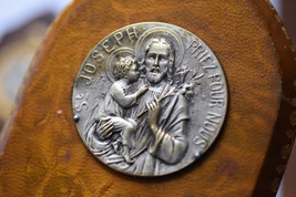 ⭐ vintage religious decoration, silver plated medal of St. Joseph⭐ - £30.75 GBP