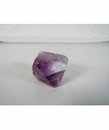 Purple Florite Crystal Octahedron shape - €6,64 EUR