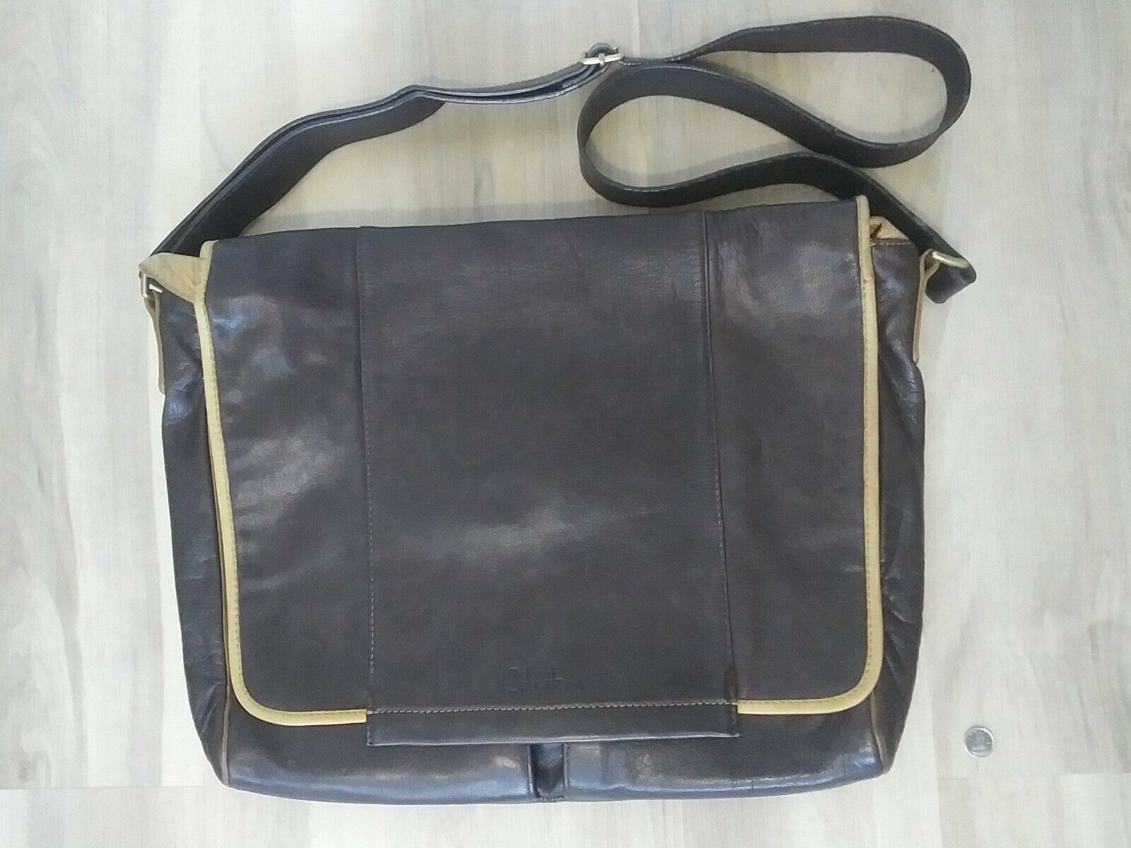 Cole Haan Brown Leather Men's Messenger Laptop Shoulder Bag With Tan Trim - $63.29