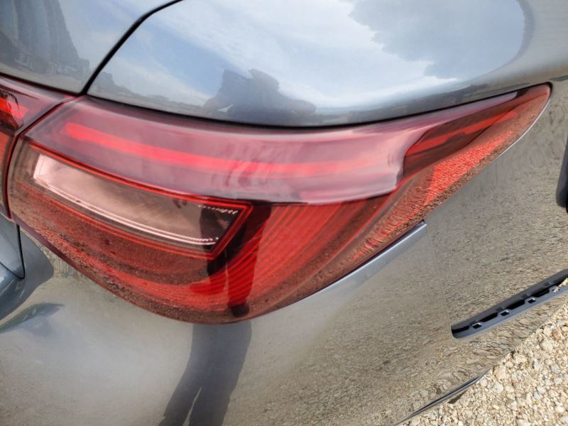 2020 2021 2022 2023 Infiniti Q50 OEM Luxe Console Lid Only Black Stich Leather Item image 11