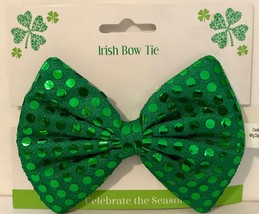 St. Patricks Day Green Sequin Bow Tie - Perfect Leprechaun Wear!  NEW - $3.94