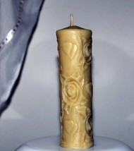 Handmade 100% Pure Beeswax Pillar Candle With Flowers 100% Cotton Wick - $12.19