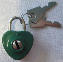 Mini Heart Dark Green Working Lock with 2 Keys - £3.93 GBP