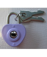 Mini Lavender Heart Two Key Working Lock 7/8 Inches - £3.91 GBP