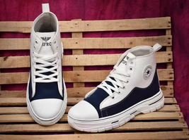 Trendy Shoe Comfort sports shoe men &amp; women boot shoes Sneakers For - $24.99