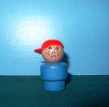 Vtg Fisher Price Little People School Bus Bully W/RED Cap - £8.86 GBP