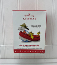 Hallmark Keepsake Peanuts Snoopy White Water Adventure Ornament 2016 - £55.07 GBP