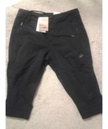 NWT Womens Nike Training Sports Casual Capri Pants Black Size Medium 383721 - £44.50 GBP