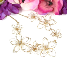 FLOWER BLOOM Links Vintage NECKLACE Rhinestone Openwork 3-D Goldtone Cho... - $346.45 MXN