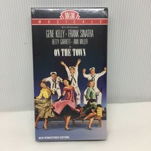 VHS On The Town Musical Gene Kelly Frank Sinatra Betty Garett Ann Miller - £15.84 GBP