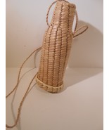 Vintage Raffia Beer Bottle Holder Woven Basket Travel Carrier  9&quot; Tall - $266.09 MXN