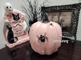 Halloween Faux Pearl Spider Pink Pumpkin Figurine Resin Tabletop 9.5&quot; LAST ONE! - £35.59 GBP