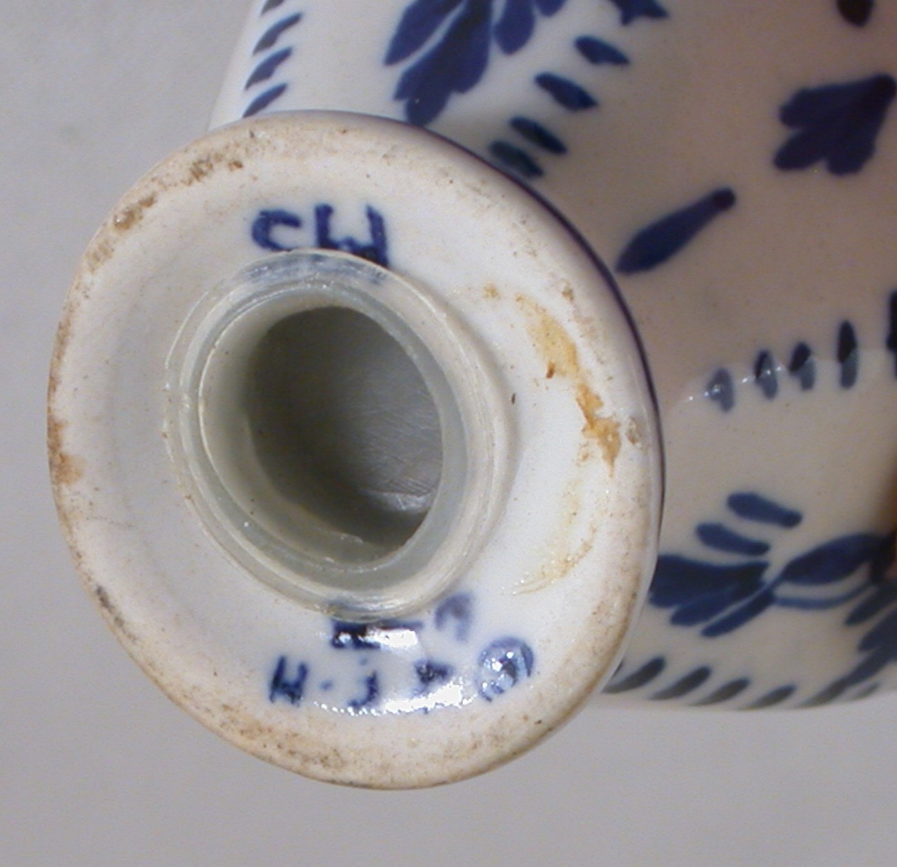 Blue and White China Salt Shaker Hand Painted Vintage Item image 3