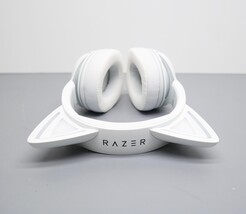 Razer Kraken Kitty V2 BT Wireless RGB Headset w/ Chroma Ears - White image 6