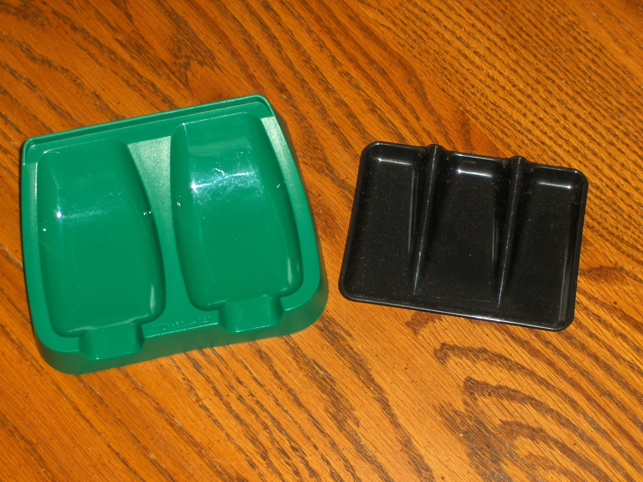 Tupperware Spoon Rest and Soap Saver - $10.97